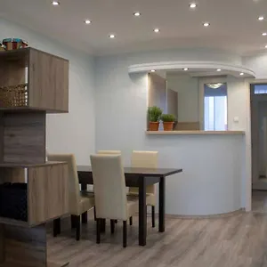  Apartman Beautiful Air-conditioned In The Centre